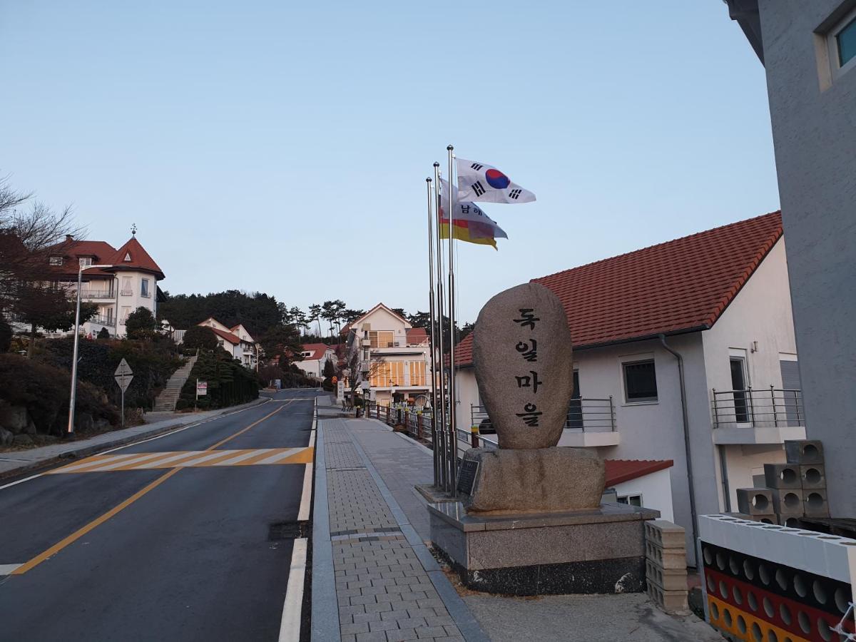 Herkules Namhae German Village ภายนอก รูปภาพ